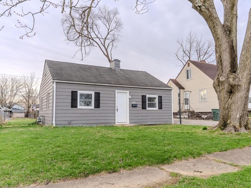 3001 E 12th Avenue, Columbus, OH 43219 Photo 1