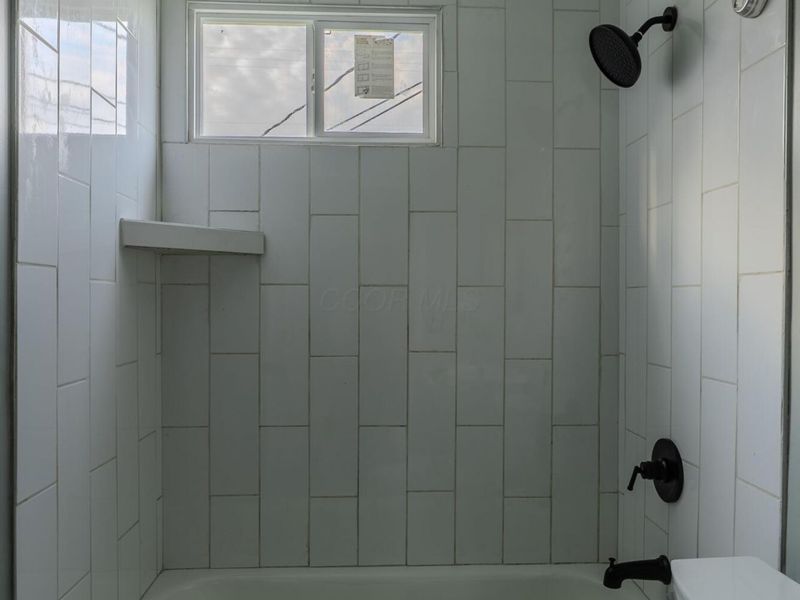 3001 E 12th Avenue, Columbus, OH 43219 Photo 17