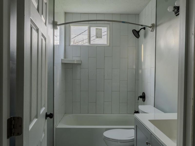 3001 E 12th Avenue, Columbus, OH 43219 Photo 18