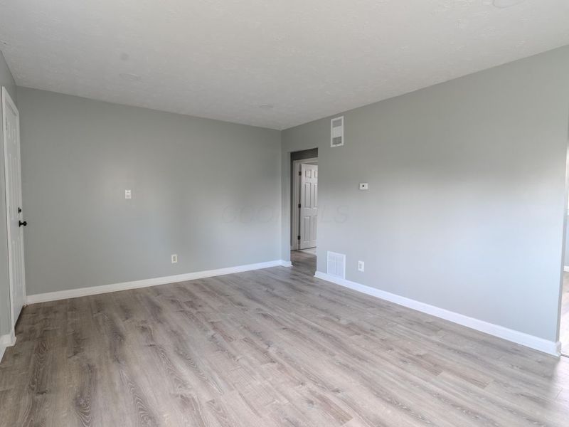 3001 E 12th Avenue, Columbus, OH 43219 Photo 5