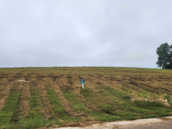 L3 Blue Victoria Drive, Sun Prairie, WI 53590