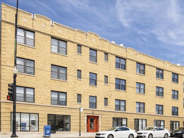 2956 W MONTROSE Avenue , Unit C-2, Chicago, IL 60618