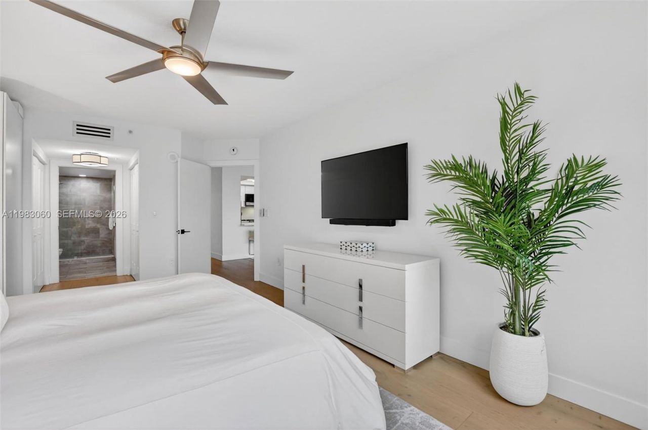 99 SE Mizner Blvd, Unit 824, Boca Raton, FL 33432 Photo