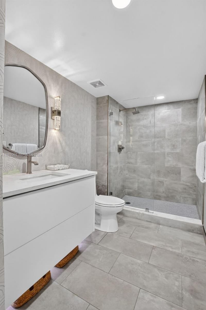 99 SE Mizner Blvd, Unit 824, Boca Raton, FL 33432 Photo