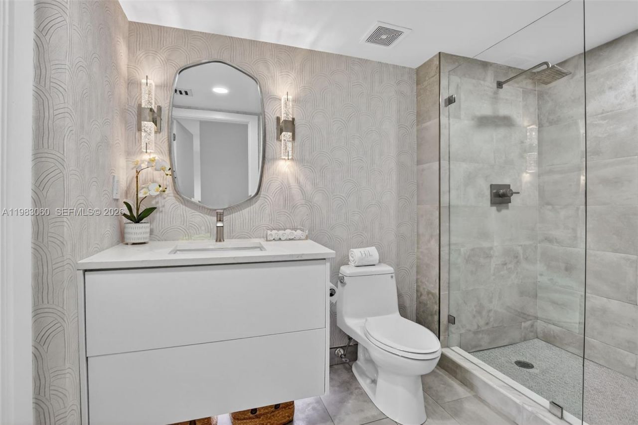 99 SE Mizner Blvd, Unit 824, Boca Raton, FL 33432 Photo