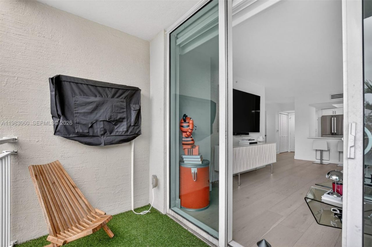 99 SE Mizner Blvd, Unit 824, Boca Raton, FL 33432 Photo