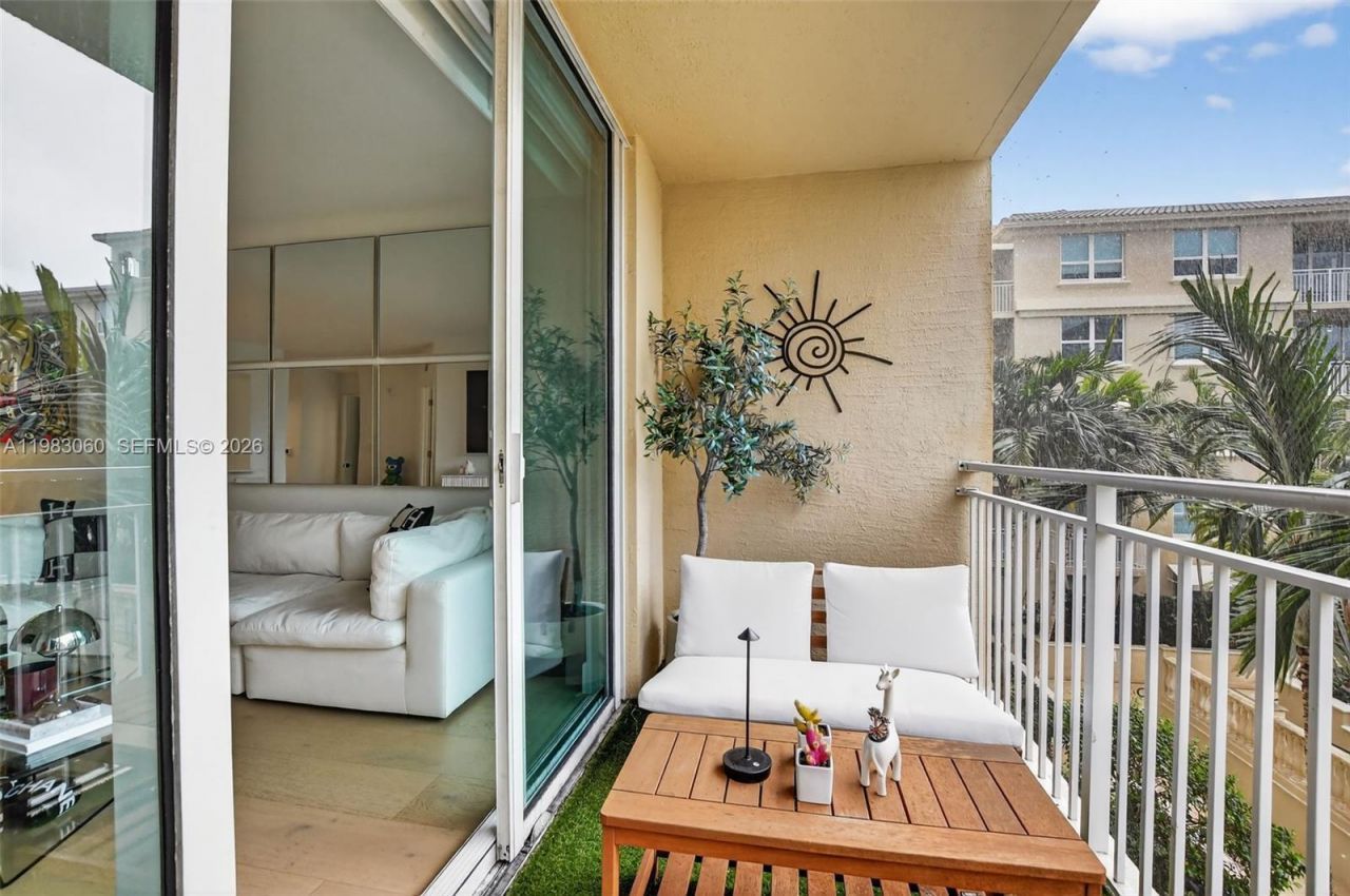 99 SE Mizner Blvd, Unit 824, Boca Raton, FL 33432 Photo