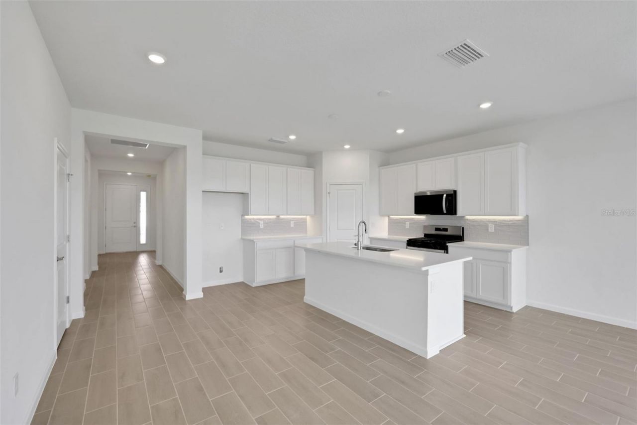 5485 NW Camberly Court , Port Saint Lucie, FL 34987 Photo