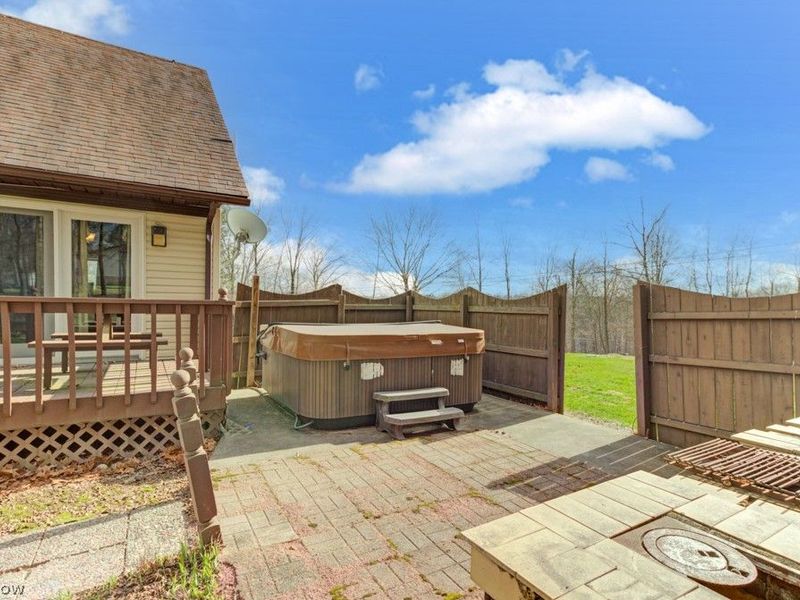 34 Iroquois Trail, Malvern, OH 44644 Photo 33