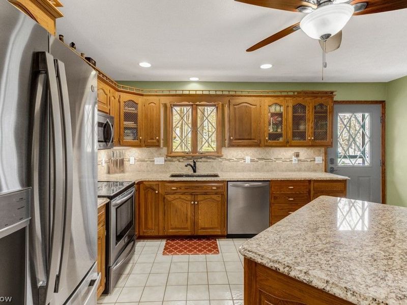 34 Iroquois Trail, Malvern, OH 44644 Photo 8