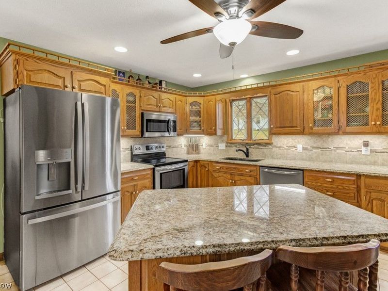 34 Iroquois Trail, Malvern, OH 44644 Photo 9