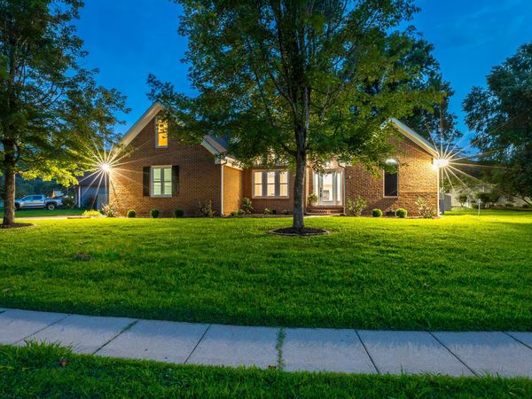 1618 Gunston Hall Road, Hixson, TN 37343