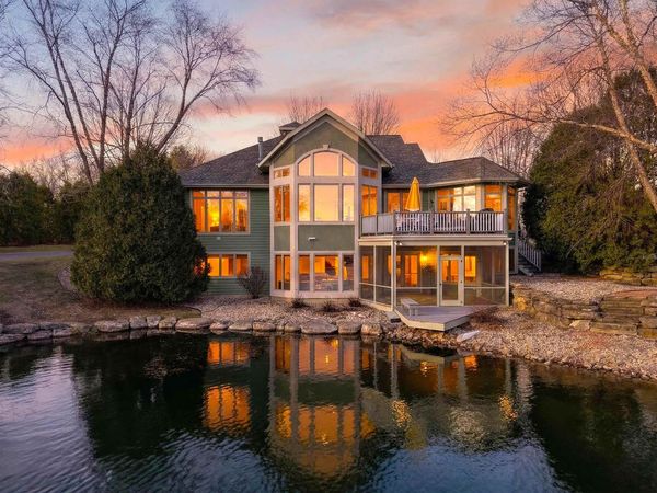 3466 Nappe Drive, Middleton, WI 53562