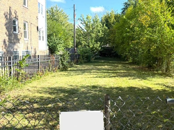 711 N Ridgeway Avenue, Chicago, IL 60624