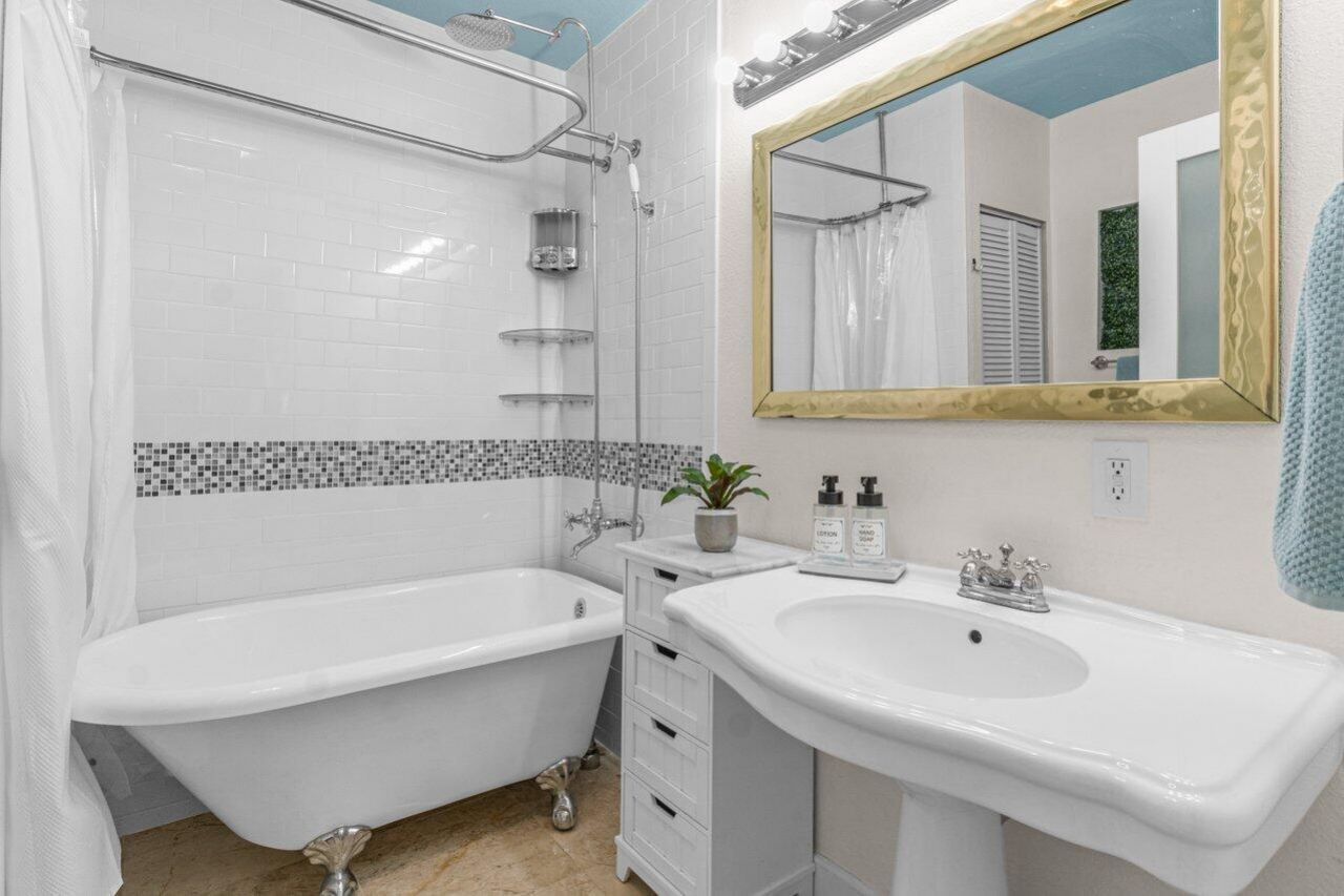 1911 Parker Avenue, West Palm Beach, FL 33401 Photo