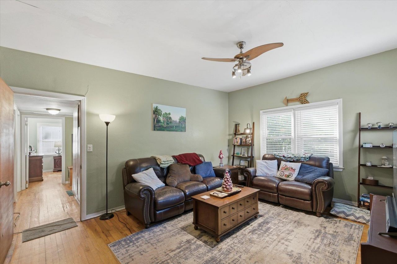 1815 Jackson Bluff Road, Tallahassee, FL 32304 Photo