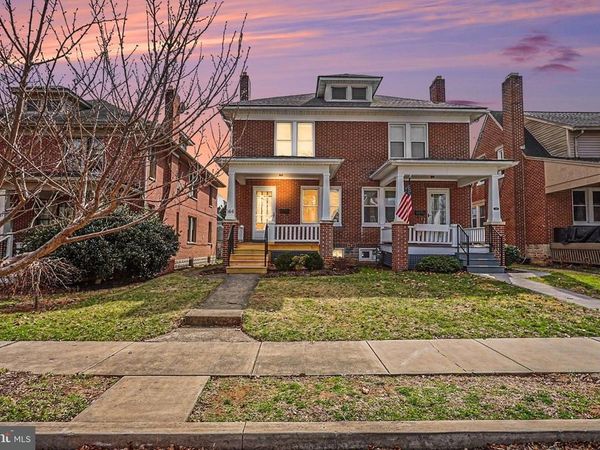 144 SEMINARY AVENUE , GETTYSBURG, PA 17325