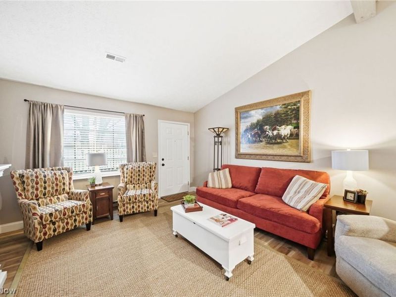 35375 Greenwich Avenue, North Ridgeville, OH 44039 Photo 6