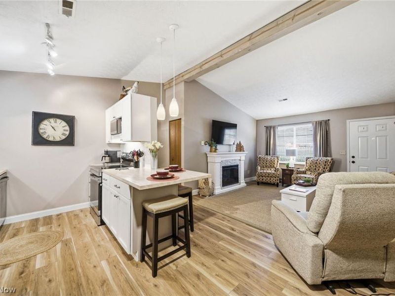 35375 Greenwich Avenue, North Ridgeville, OH 44039 Photo 8