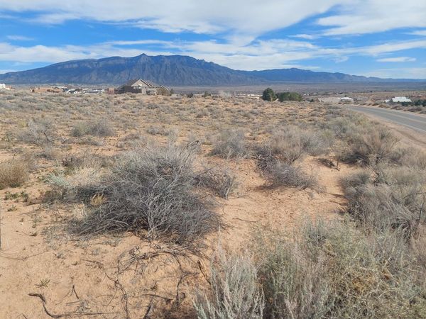 2015 San Pablo Road NE, Rio Rancho, NM 87144