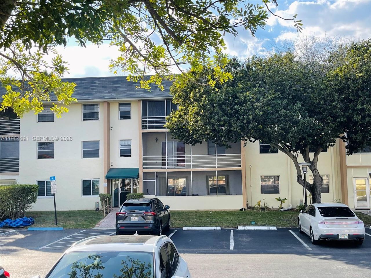 5180 E Sabal Palm Blvd, Unit 235, Tamarac, FL 33319 Photo