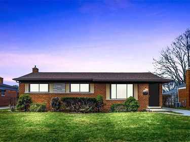 27323 Crestwood Drive, Warren, MI 48088