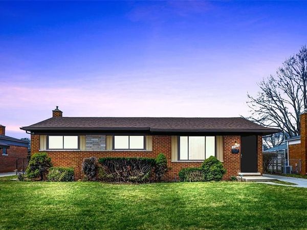 27323 Crestwood Drive, Warren, MI 48088