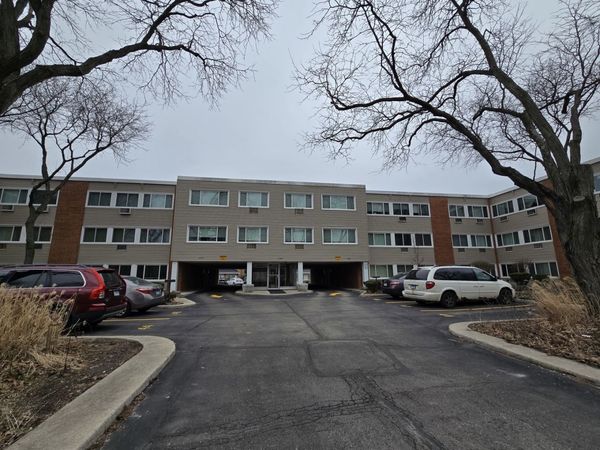 1139 Leavitt Avenue , Unit 203, Flossmoor, IL 60422