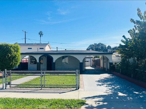 2470 Webster, Long Beach, CA 90810