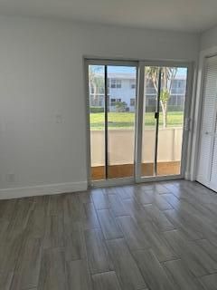105 E Coventry E, Unit 105, West Palm Beach, FL 33417 Photo
