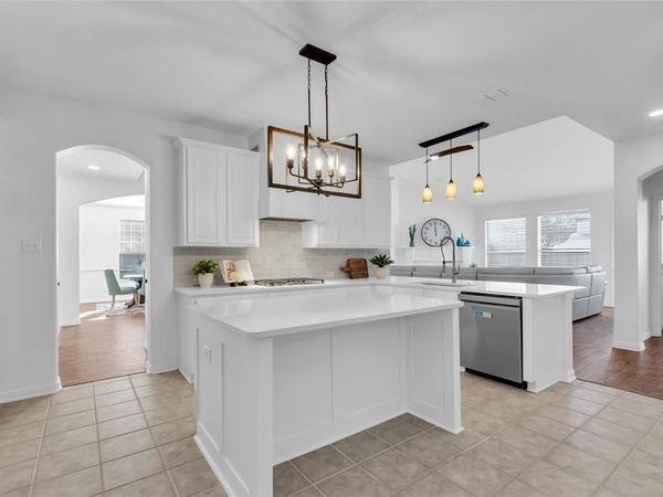 4135 Amhurst Drive, Highland Village, TX 75077