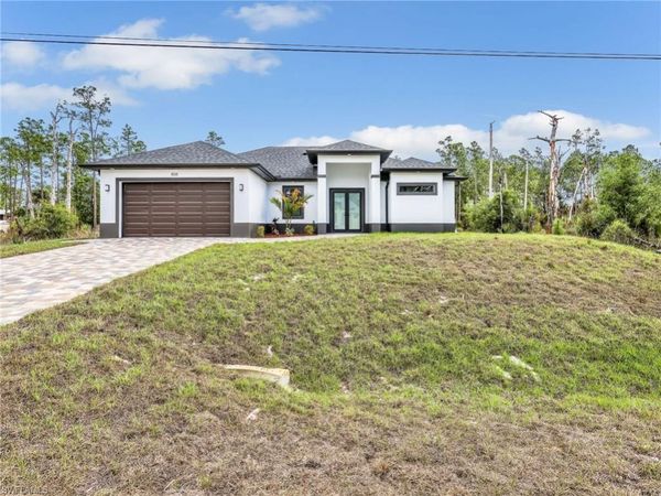 808 Willard AVE, LEHIGH ACRES, FL 33972