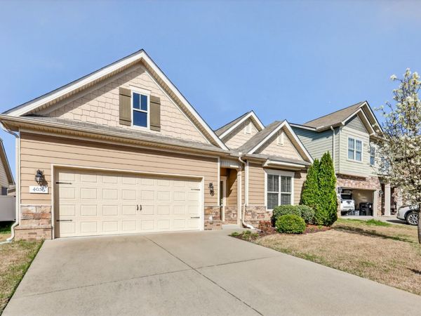 4056 Cannonsgate Ln , Murfreesboro, TN 37128