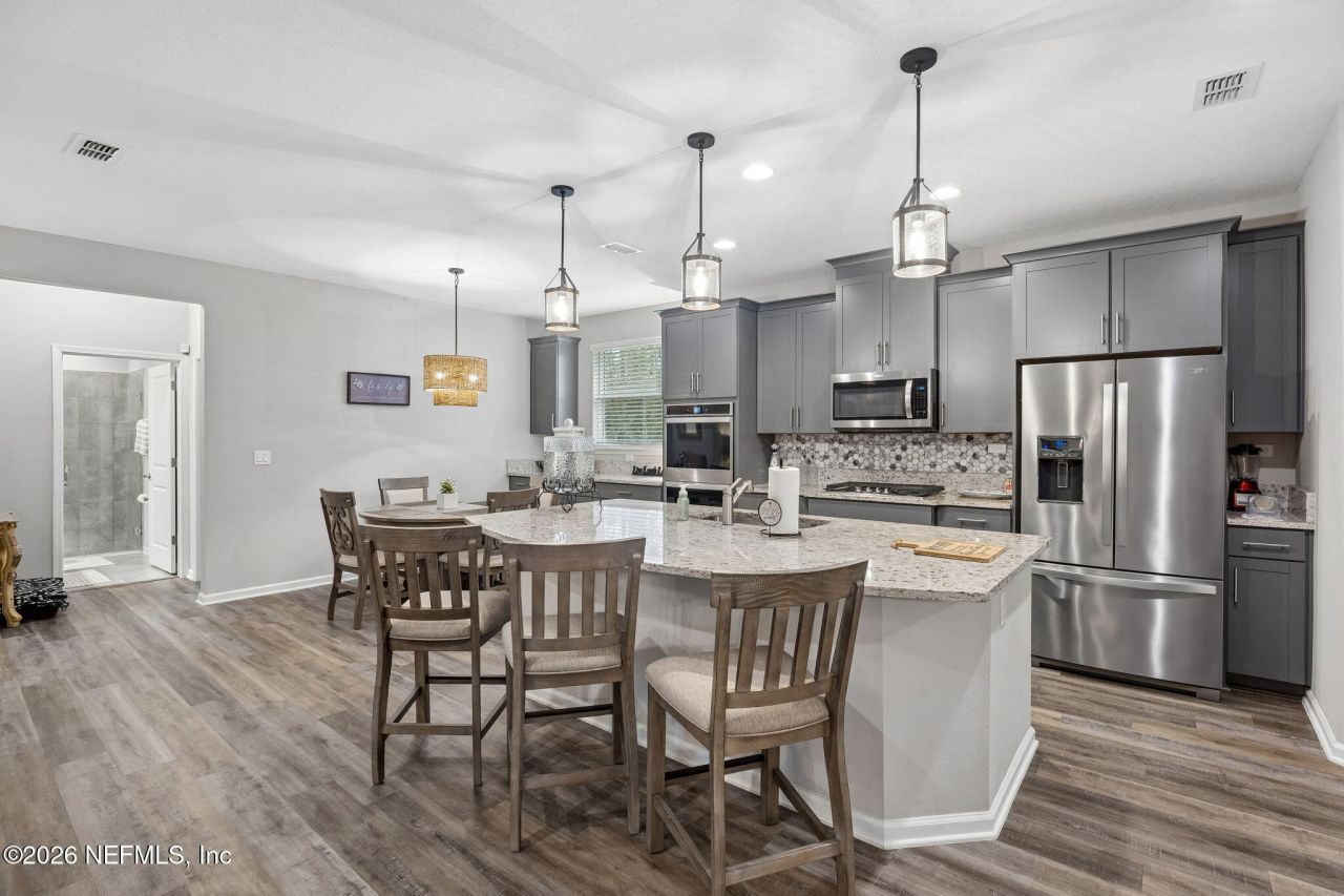 692 Sycamore Way, Orange Park, FL 32073 Photo