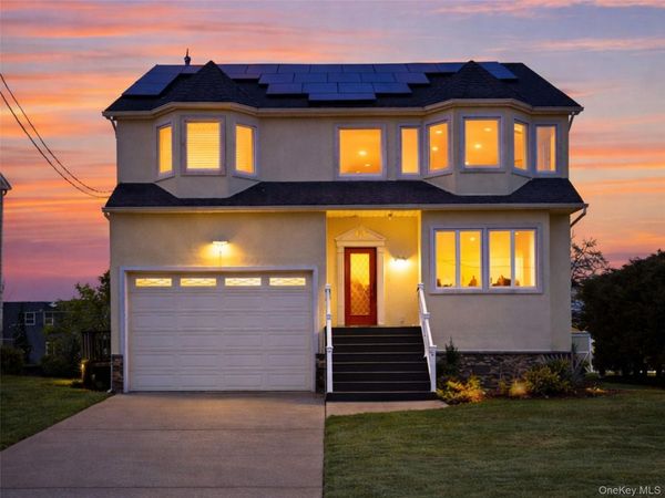 1137 Northern Boulevard, Baldwin Harbor, NY 11510