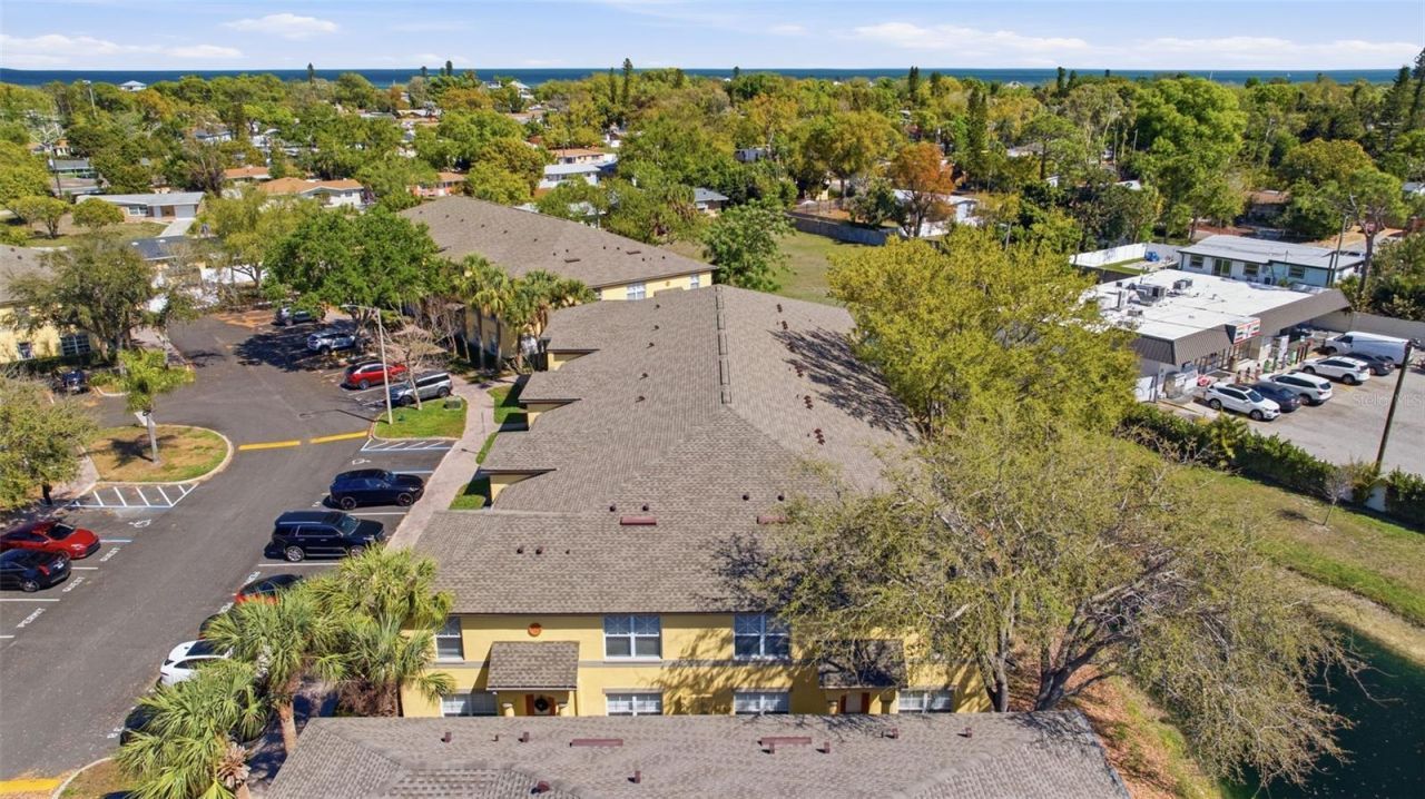 192 Coquina Bay Drive, Saint Petersburg, FL 33705 Photo