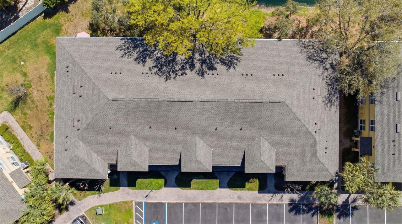 192 Coquina Bay Drive, Saint Petersburg, FL 33705 Photo