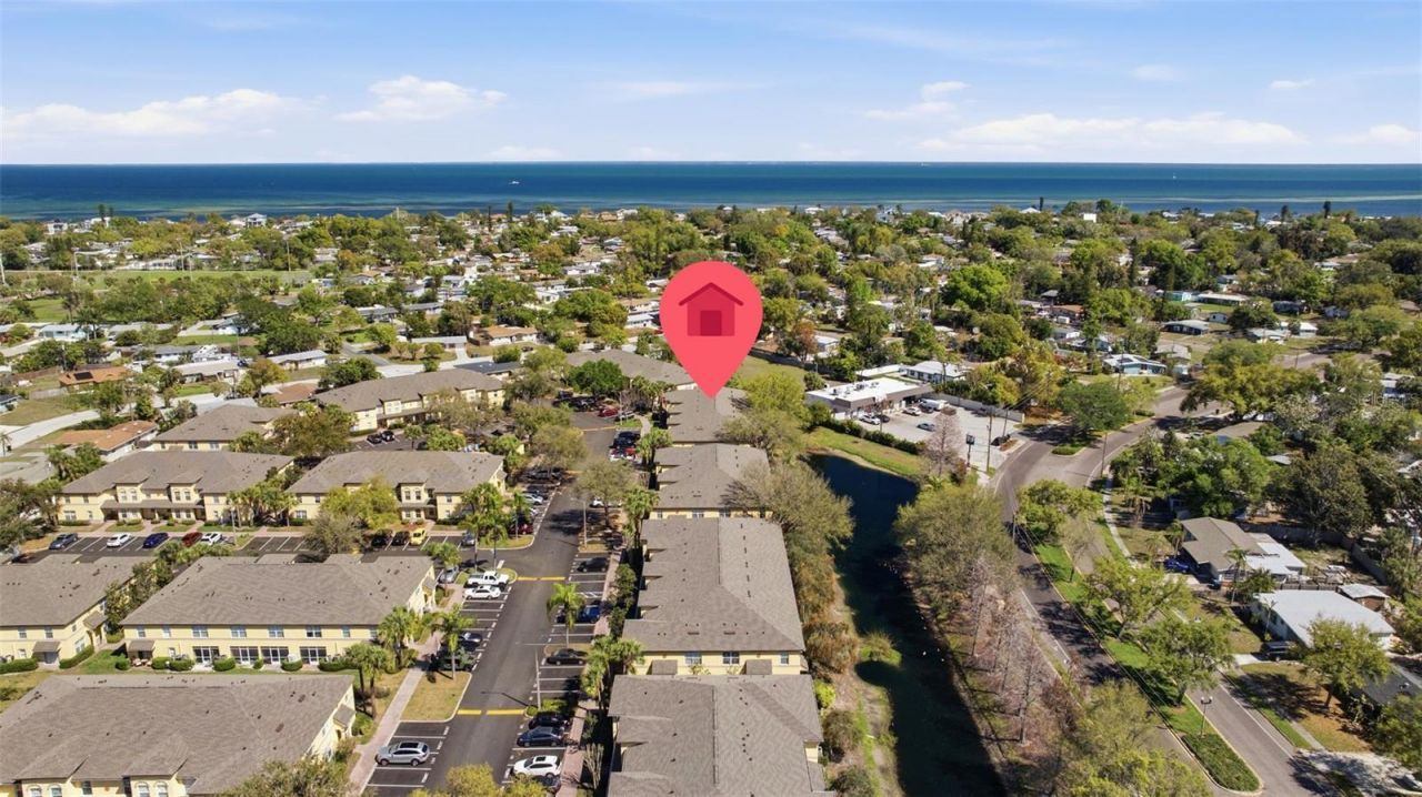 192 Coquina Bay Drive, Saint Petersburg, FL 33705 Photo