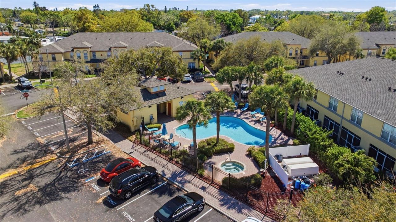 192 Coquina Bay Drive, Saint Petersburg, FL 33705 Photo