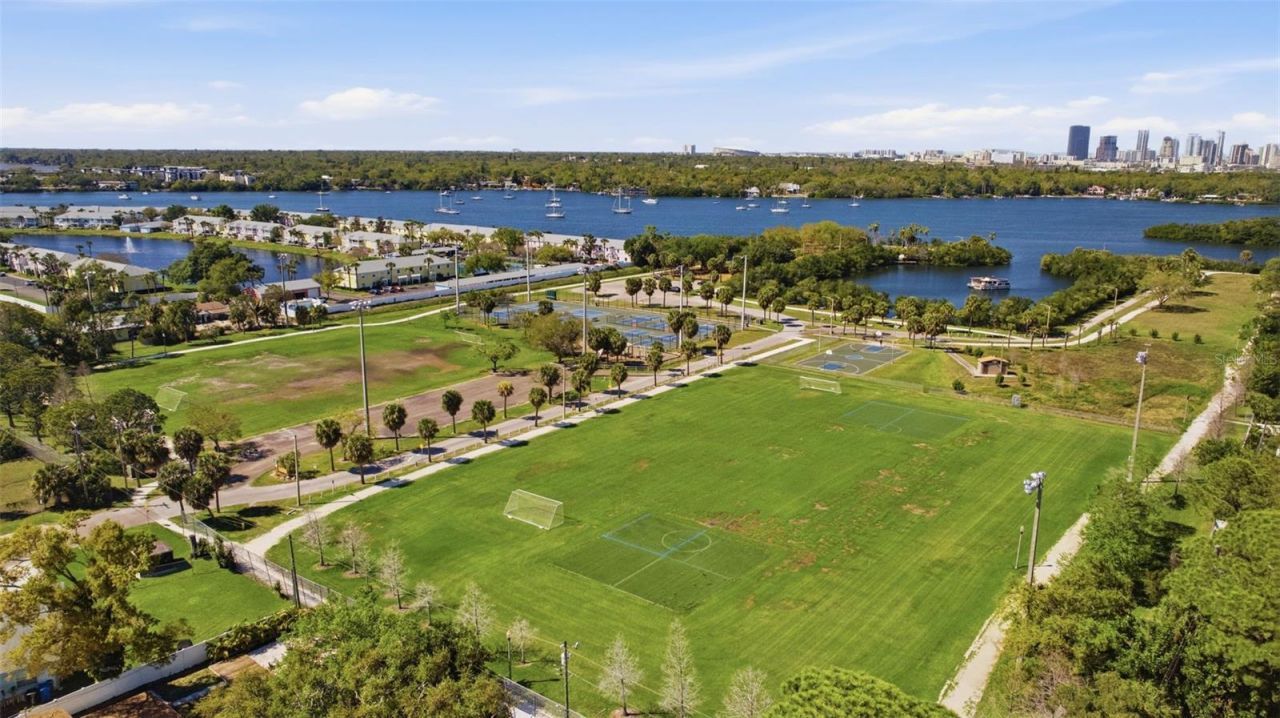 192 Coquina Bay Drive, Saint Petersburg, FL 33705 Photo