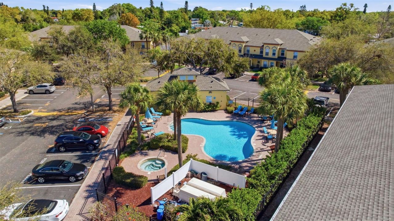 192 Coquina Bay Drive, Saint Petersburg, FL 33705 Photo