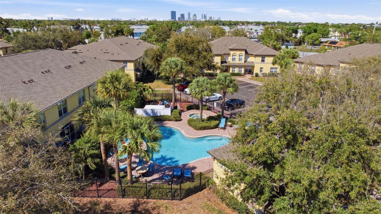 192 Coquina Bay Drive, Saint Petersburg, FL 33705 Photo