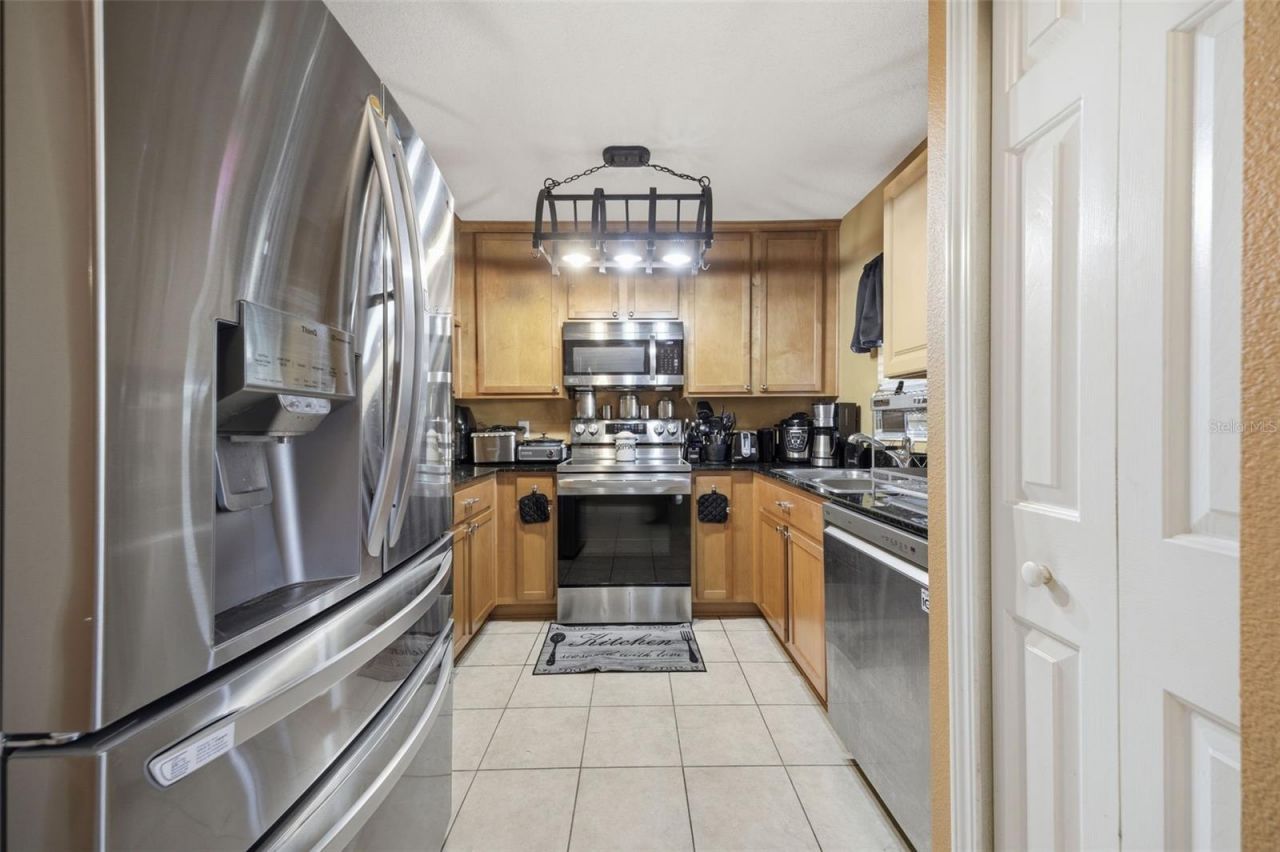 192 Coquina Bay Drive, Saint Petersburg, FL 33705 Photo