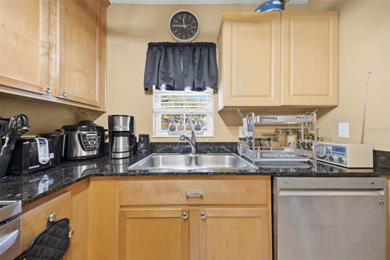 192 Coquina Bay Drive, Saint Petersburg, FL 33705 Photo