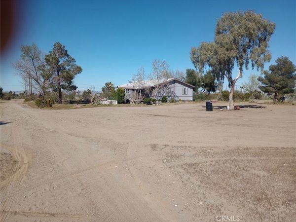 3001 MCMILLAN Lane, Phelan, CA 92372