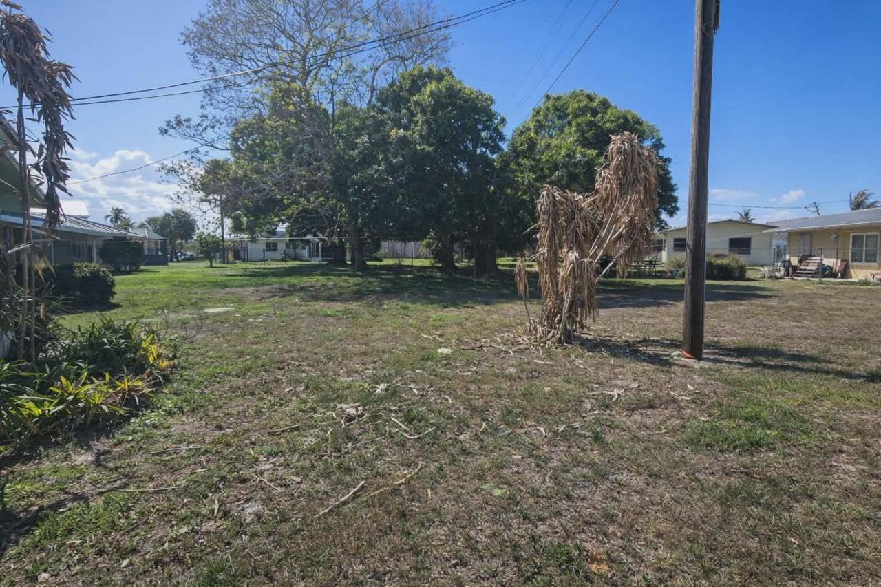 218 Olive Avenue, Port Saint Lucie, FL 34952 Photo