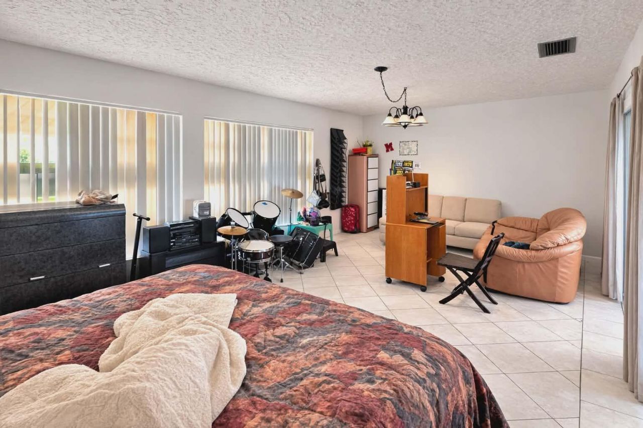 218 Olive Avenue, Port Saint Lucie, FL 34952 Photo