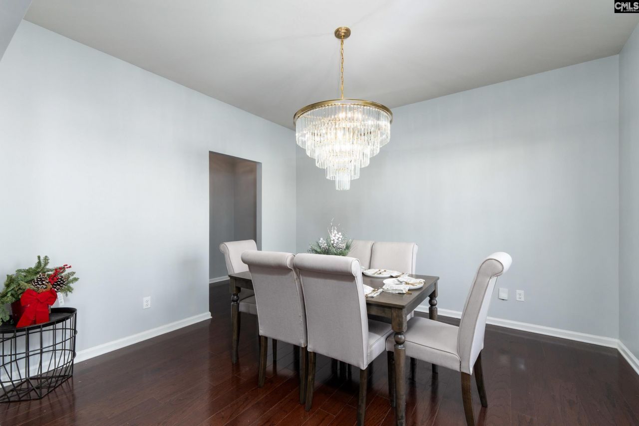 408 Edenhall Drive  Photo 6