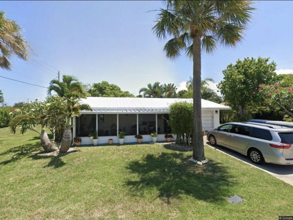 1180 NE Crescent Street, Jensen Beach, FL 34957
