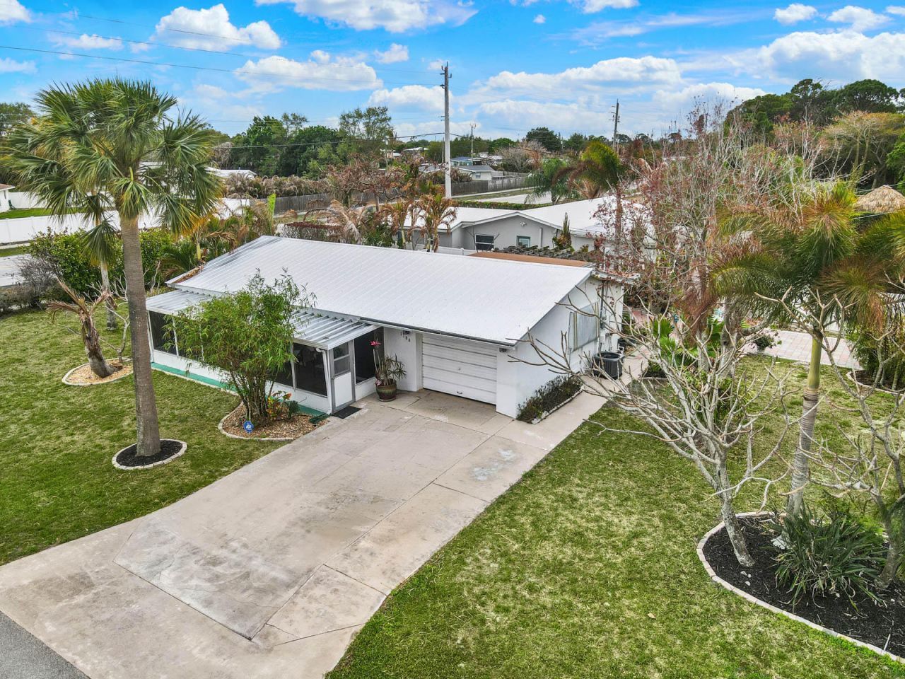 1180 NE Crescent Street, Jensen Beach, FL 34957 Photo